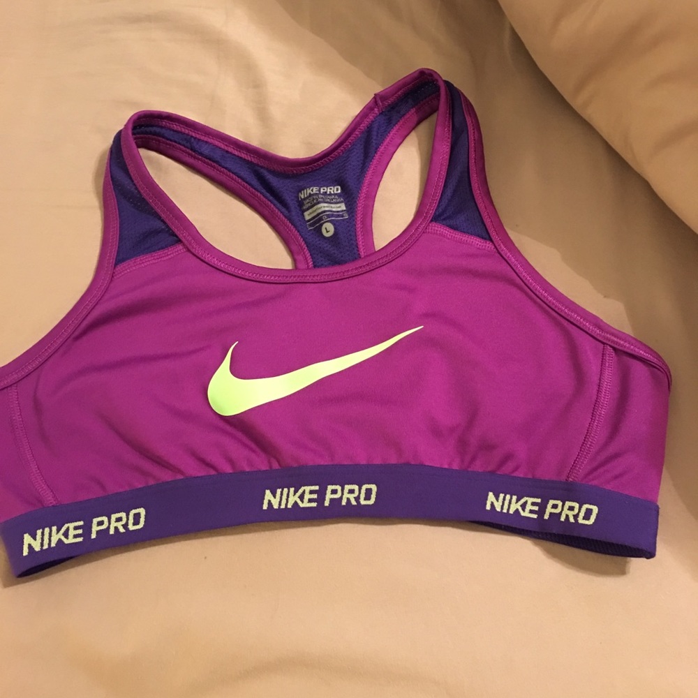 Nike Pro Dri-Fit sports bra